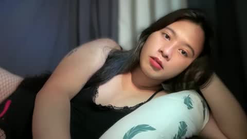 cute online show from March 24, 9:14 am