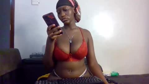 CUTIE online show from March 26, 10:39 am