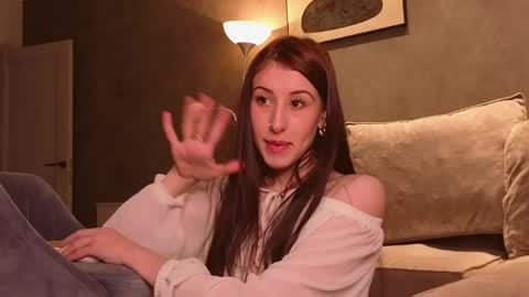 cutieleyla online show from May 15, 11:29 pm