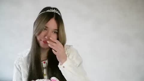 cutiepncess online show from August 7, 3:30 pm