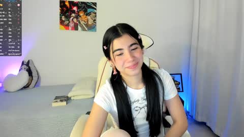 Liz online show from December 12, 8:53 pm