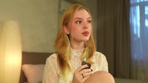 EMILY online show from September 28, 3:06 pm