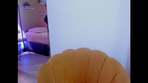 Dafne  online show from February 19, 11:54 am