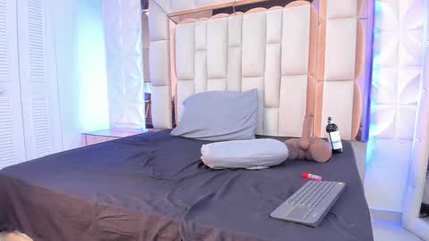 Dafnee online show from November 24, 2:08 pm