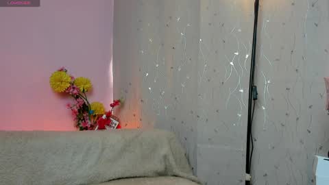 dafnemel online show from April 11, 6:55 pm