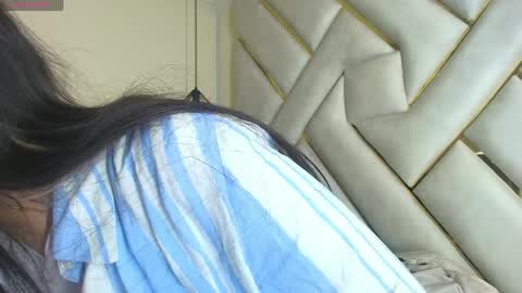 Dahiana  online show from April 4, 11:53 am