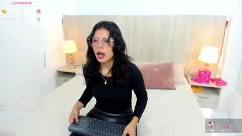 Daila Beltran online show from June 21, 8:02 pm