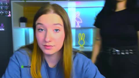 Little Di online show from April 11, 9:07 pm