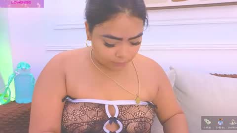 Daisy Price online show from May 6, 11:03 am