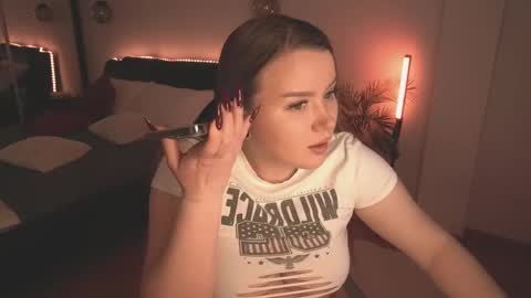 Snapshot of daisy_stacey chatting on January 4, 9:31 pm Stacey online show from January 4, 9:31 pm