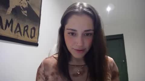 IG  dakotasofiaa online show from February 1, 12:53 am