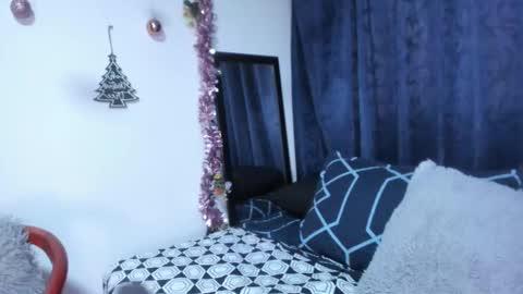 Dakotaagray online show from November 26, 11:22 am