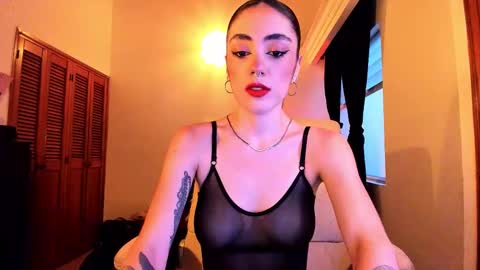 Almendra online show from January 7, 11:08 pm