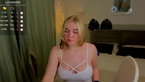 Dana online show from March 4, 6:50 pm