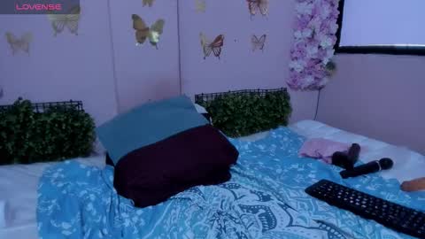 I am Dana  Check mi profile online show from January 6, 6:00 pm