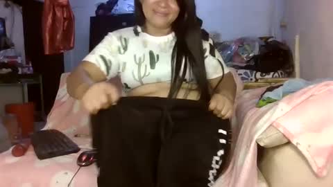 danae01 online show from September 14, 5:05 am