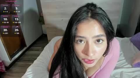 danay_01 online show from December 17, 11:38 pm