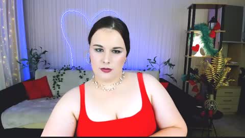 Olivia online show from June 8, 9:10 am
