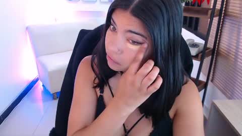 Veronica online show from March 6, 12:11 pm