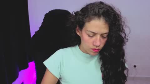 daniela_rivasthl online show from July 16, 5:45 am