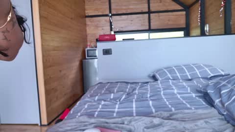 Hi Im Daniela online show from December 9, 4:05 pm