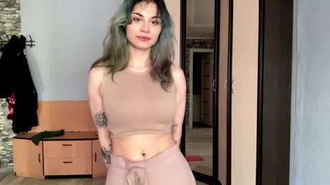 Melissa online show from February 21, 10:38 am