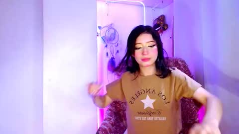 danita_veelz online show from November 12, 2:37 pm