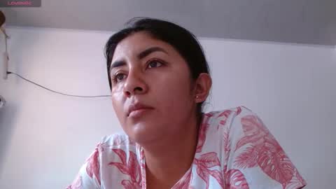 Snapshot of danna_peterson chatting on October 30, 8:21 pm Danna online show from October 30, 8:21 pm