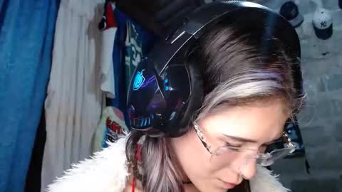 Dani  online show from February 18, 5:50 am