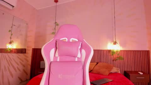 Daphne online show from March 2, 5:08 am