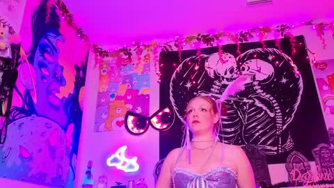 Daphne Madison online show from October 30, 11:06 pm