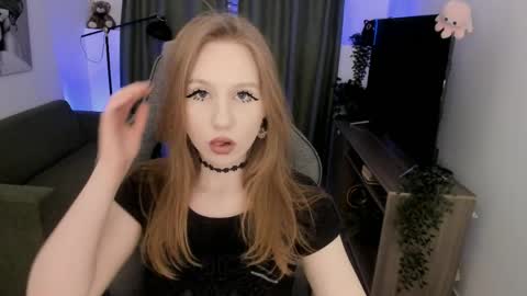 Daria Tate online show from April 8, 11:23 am