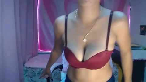 dark_angel143 online show from November 17, 2:07 pm