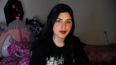 Moony online show from December 14, 9:31 pm