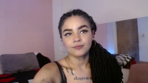 dark_flama online show from April 3, 10:19 pm