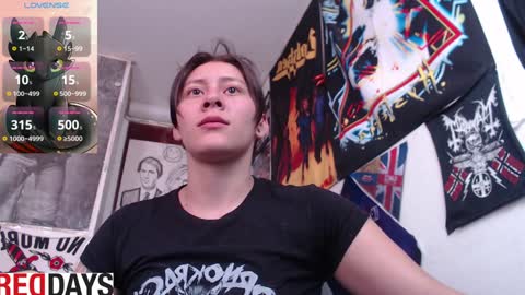 Snapshot of darkness_joones chatting on February 5, 6:48 pm Darkness online show from February 5, 6:48 pm
