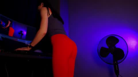 darkspark_ online show from February 16, 1:22 pm