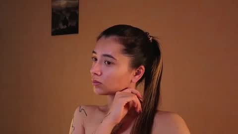 Belle online show from June 7, 2:51 am