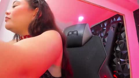 Darling online show from March 9, 9:18 pm