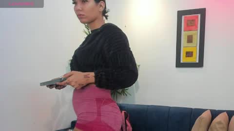 dayan_torres online show from May 6, 11:14 am