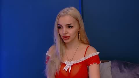 DeeaVIP online show from March 14, 7:20 am