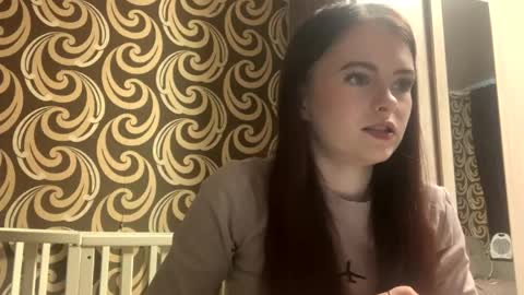 Kiki online show from May 20, 5:26 am