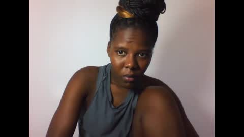 EVAH online show from February 1, 10:47 am