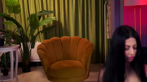 Delilah online show from April 18, 7:51 pm