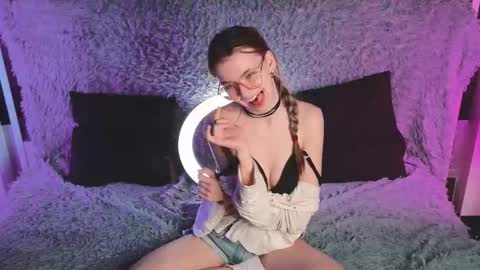 Rochel online show from December 14, 8:14 pm