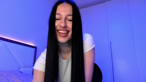 delly_love online show from April 16, 9:39 pm