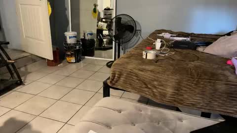 demivercetti online show from June 2, 12:22 am