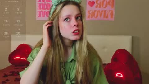 Emma online show from February 14, 6:21 pm