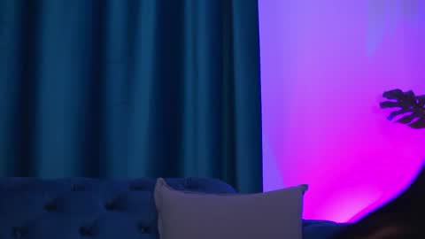 denisedevilles online show from April 28, 2:27 am