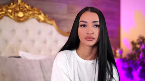 denisedevilles online show from January 13, 8:15 am